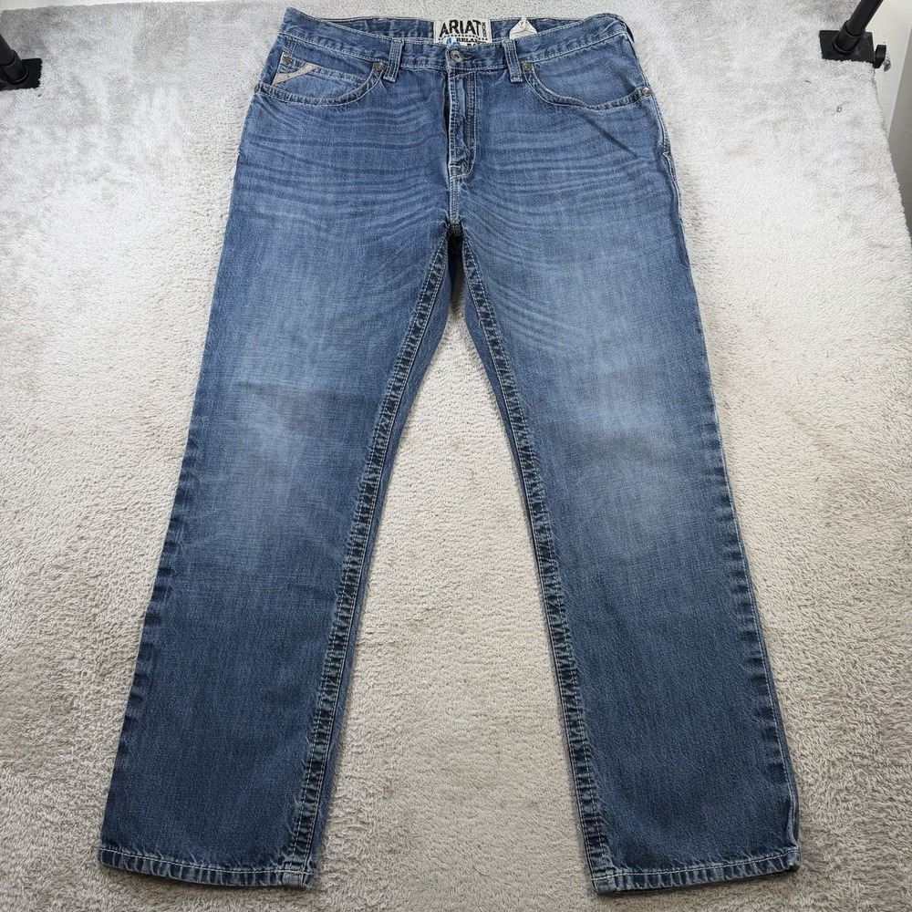 Ariat M2 Jeans Mens 38x32 Blue Denim Relaxed Boot Cut Cowboy Western Workwear